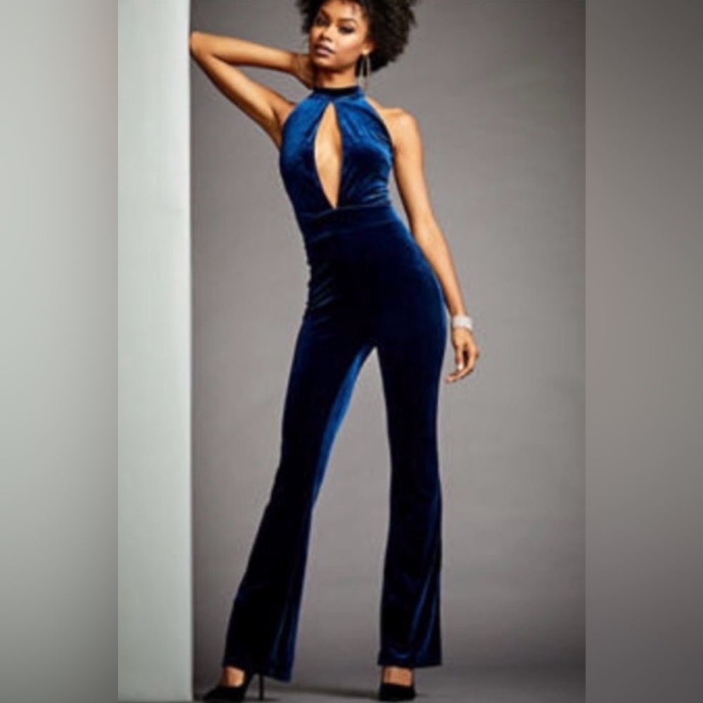 Plunging Deep Navy Blue Velvet Halter Neck Pantsuit